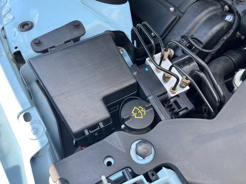 Used 2003 Ford Thunderbird RWD image 70