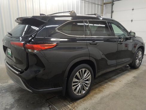 Used 2020 Toyota Highlander Platinum AWD/4WD image 10