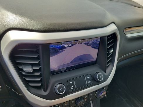 Used 2023 GMC Acadia SLE w/ Elevation Edition image 19