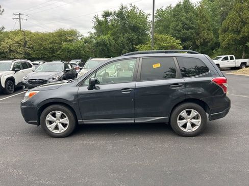 Used 2015 Subaru Forester 2.5i Premium AWD/4WD image 8