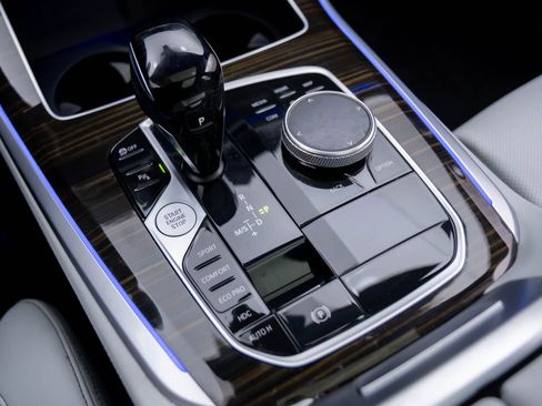 Used 2023 BMW X5 xDrive40i w/ Premium Package image 31