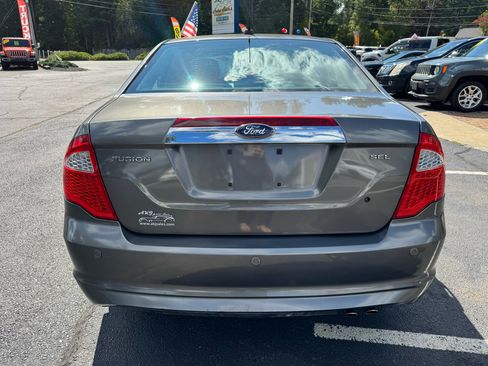 Used 2011 Ford Fusion SEL w/ Moons & Tunes Pkg image 8