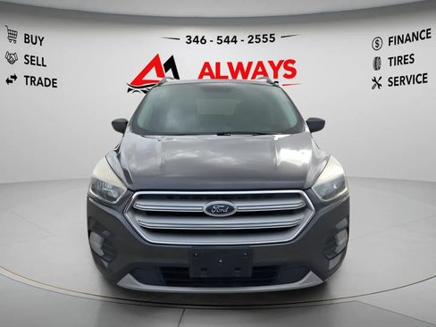 Used 2018 Ford Escape SE FWD image 12