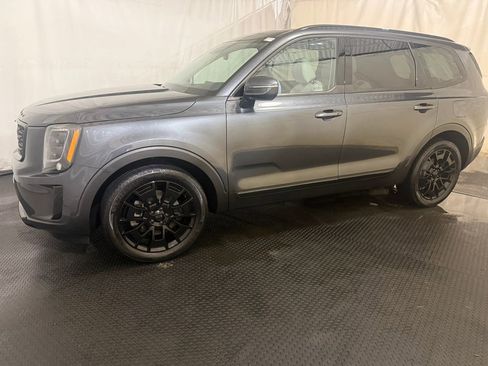 Used 2021 Kia Telluride EX w/ EX Premium Package image 5