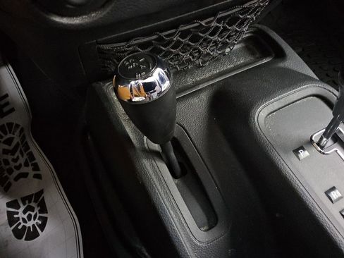 Used 2014 Jeep Wrangler Unlimited Sport w/ Quick Order Package 24S image 29