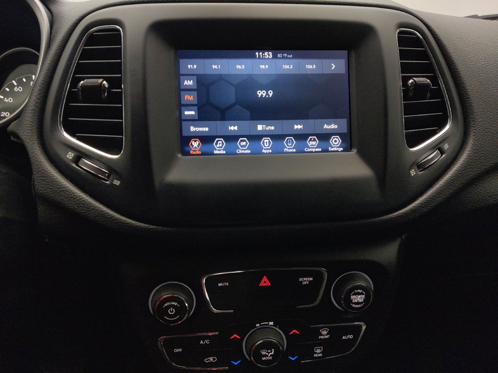 Used 2021 Jeep Compass Latitude FWD image 25