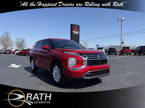 New 2026 Mitsubishi Outlander ES image 1