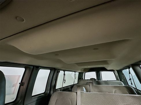 Used 2020 Chevrolet Express 3500 LT w/ LT Preferred Equipment Group image 20