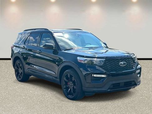 Certified 2024 Ford Explorer ST w/ Equipment Group 401A AWD/4WD image 3