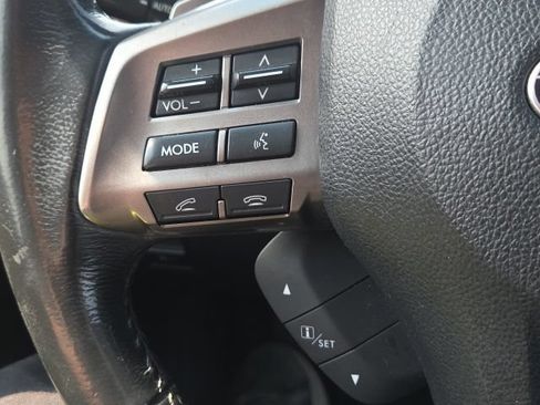 Used 2013 Subaru Outback 2.5i Limited w/ Moonroof Pkg AWD/4WD image 36