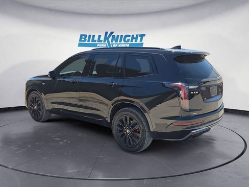 Used 2022 Cadillac XT6 Sport w/ LPO, ONYX Package image 3