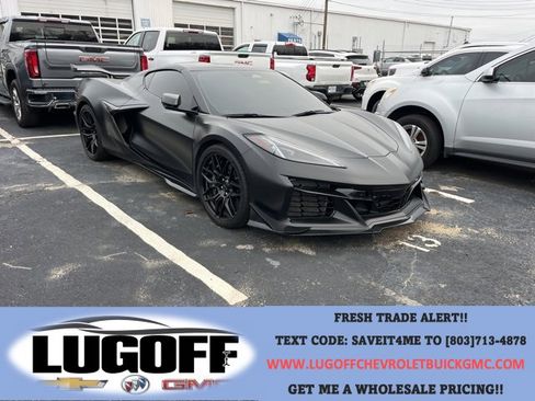 Used 2024 Chevrolet Corvette Z06 w/ Z07 Performance Package image 1