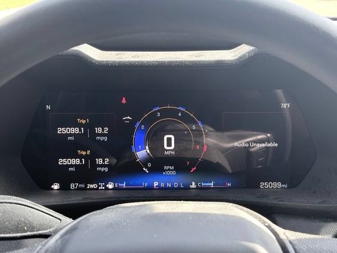 Used 2024 Chevrolet Colorado Trail Boss w/ Technology Package AWD/4WD image 7