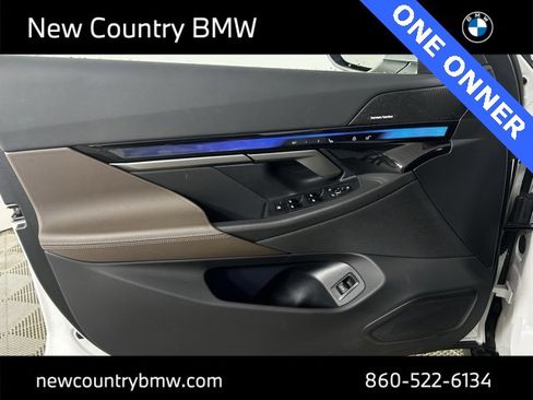 Used 2025 BMW i5 xDrive40 w/ Premium Package image 13