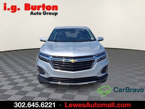 Used 2022 Chevrolet Equinox LT AWD/4WD image 2