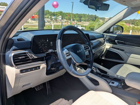Used 2023 Kia Telluride SX Prestige AWD/4WD image 14