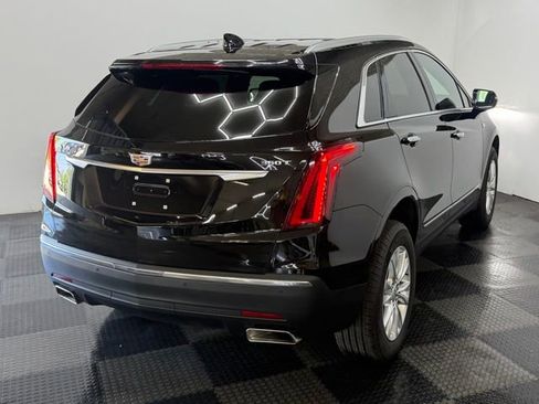 Used 2025 Cadillac XT5 Luxury w/ LPO, Floor Liner Package FWD image 11