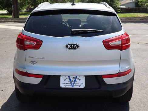 Used 2011 Kia Sportage LX w/ Convenience Pkg FWD image 6