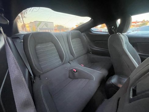 Used 2015 Ford Mustang Coupe image 14