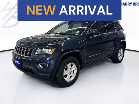 Used 2015 Jeep Grand Cherokee Laredo w/ All-Weather Capability Group AWD/4WD image 1