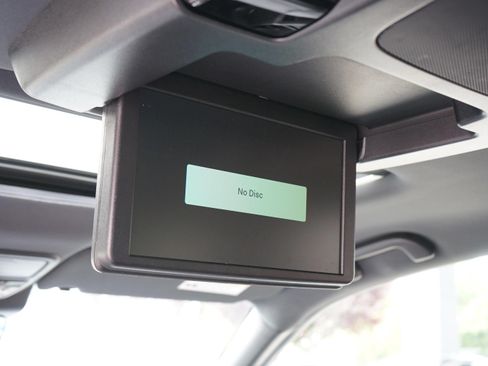 Used 2022 Honda Pilot Black Edition image 16