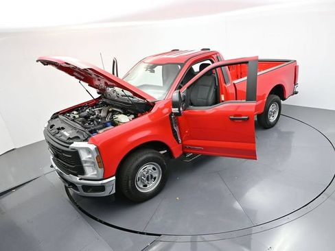 Used 2026 Ford F250 XL w/ XL Chrome Package RWD image 35