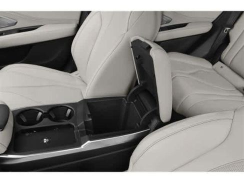 Certified 2025 Acura RDX SH-AWD w/ Technology Package image 17