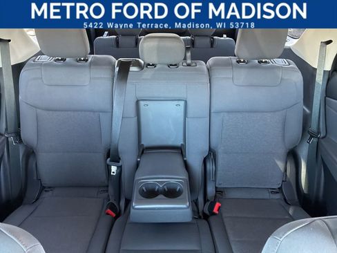 Used 2025 Ford Explorer Active image 33