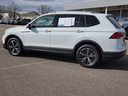 Used 2024 Volkswagen Tiguan Wolfsburg Edition image 21