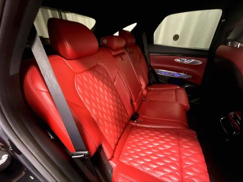 Used 2023 Genesis GV70 3.5T Sport w/ Sport Advanced Package image 16