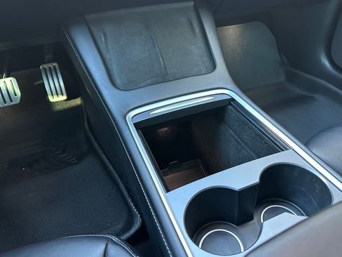 Used 2023 Tesla Model 3 Performance image 46