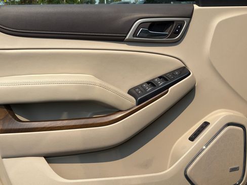 Used 2019 GMC Yukon Denali AWD/4WD image 13