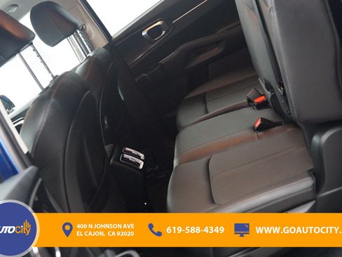 Used 2022 Kia Sorento S FWD image 14