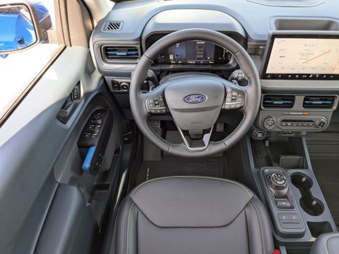 New 2025 Ford Maverick Lobo image 14