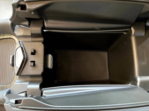 Used 2020 Buick Envision Essence FWD image 16