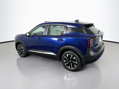 New 2026 Nissan Kicks SV w/ SV Premium Package AWD/4WD image 5