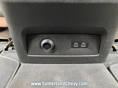 Used 2025 BMW X7 xDrive40i w/ Executive Package image 64