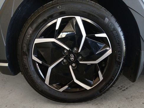 Used 2024 Hyundai Ioniq 5 SEL RWD image 14