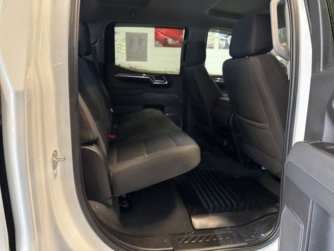 Used 2023 Chevrolet Silverado 1500 LT image 27