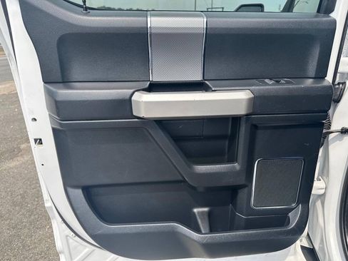 Used 2016 Ford F150 Lariat AWD/4WD image 10