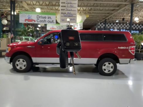 Used 2009 Ford F150 4x4 Regular Cab image 2