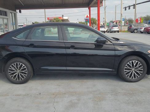 Used 2021 Volkswagen Jetta S image 4