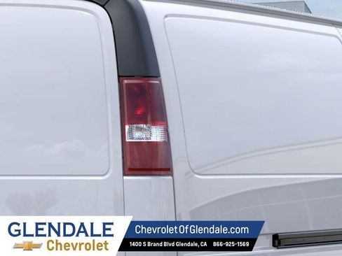New 2026 Chevrolet Express 2500 Extended w/ Driver Convenience Package RWD image 11