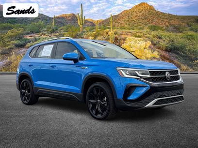 Used 2022 Volkswagen Taos SEL w/ Panoramic Sunroof Package