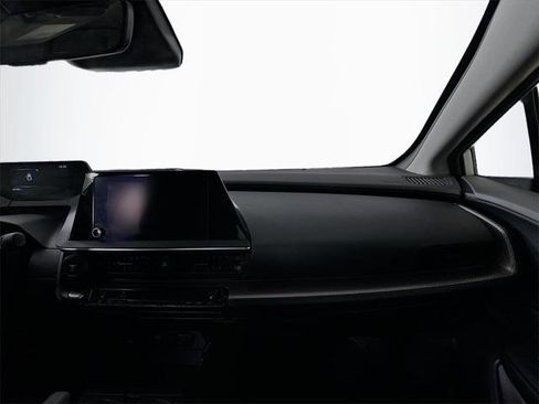 Certified 2023 Toyota Prius XLE image 24