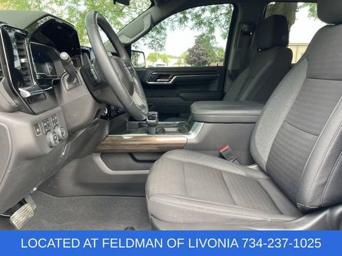 Used 2023 Chevrolet Silverado 1500 LT Trail Boss w/ Convenience Package II AWD/4WD image 19