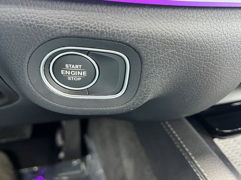 Used 2024 Mercedes-Benz GLE 450e 4MATIC image 35