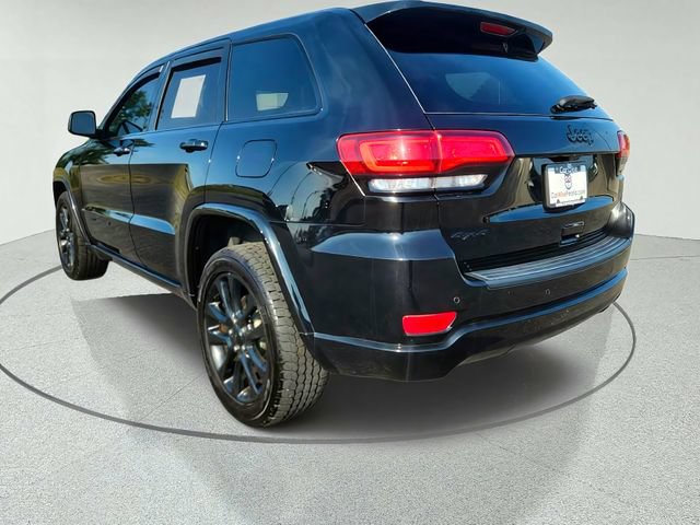 Used 2019 Jeep Grand Cherokee Altitude AWD/4WD image 4