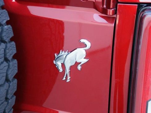 New 2026 Ford Bronco Outer Banks w/ Sasquatch Package image 10