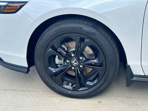 New 2025 Honda Accord SE image 7